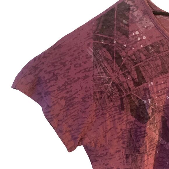Pre Owned Women’s MUDD Purple Graphic Sheer Tee Shirt XL Hippie Vibe Casual - Picture 4 of 9